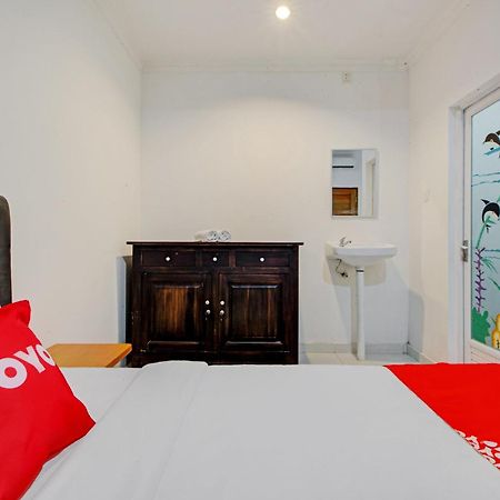 Oyo 2463 Bali Balangan Hotel Джимбаран Экстерьер фото